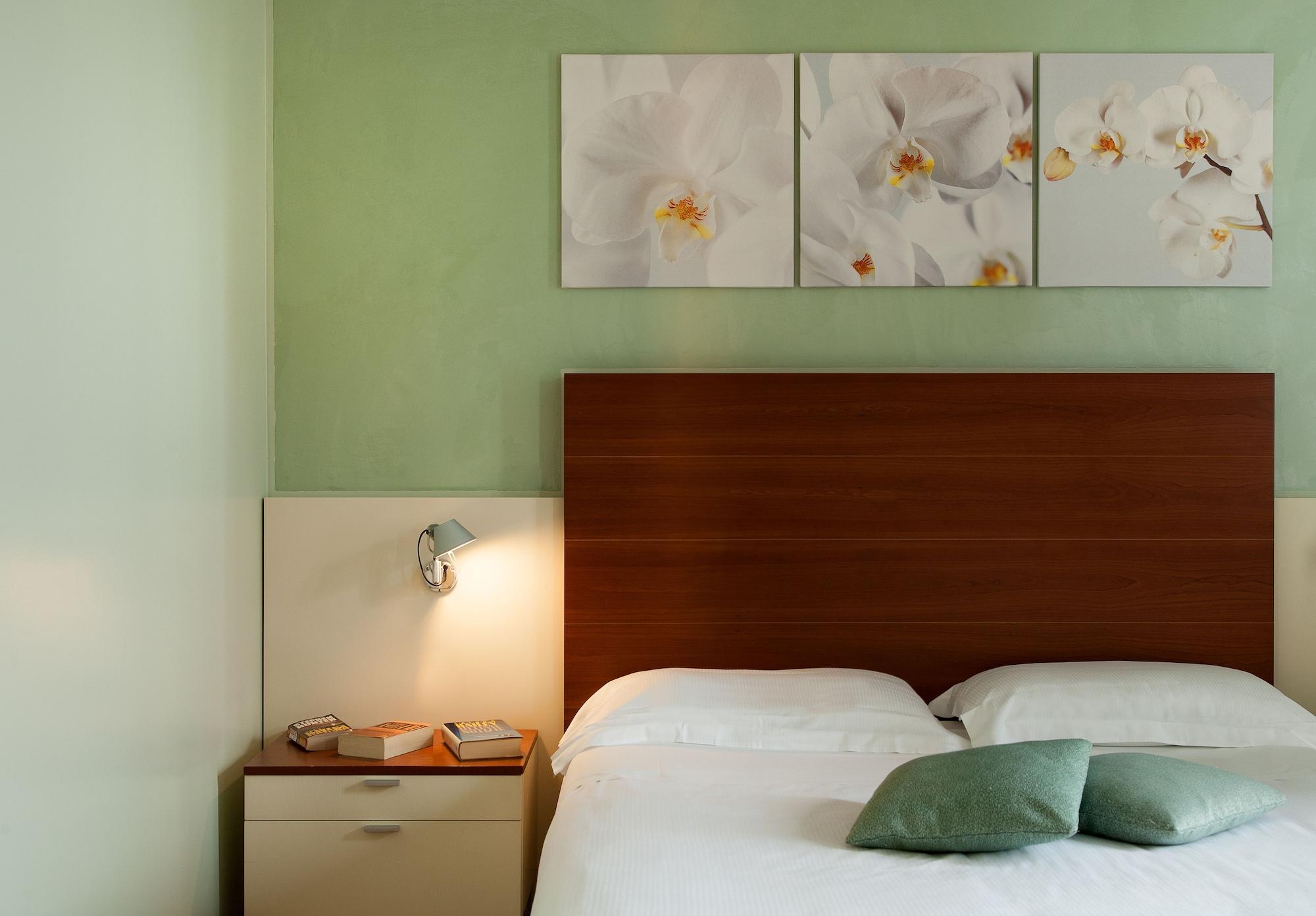 ארבה Best Western Hotel Leonardo Da Vinci מראה חיצוני תמונה