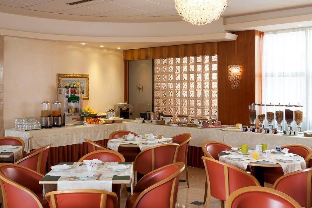 ארבה Best Western Hotel Leonardo Da Vinci מראה חיצוני תמונה
